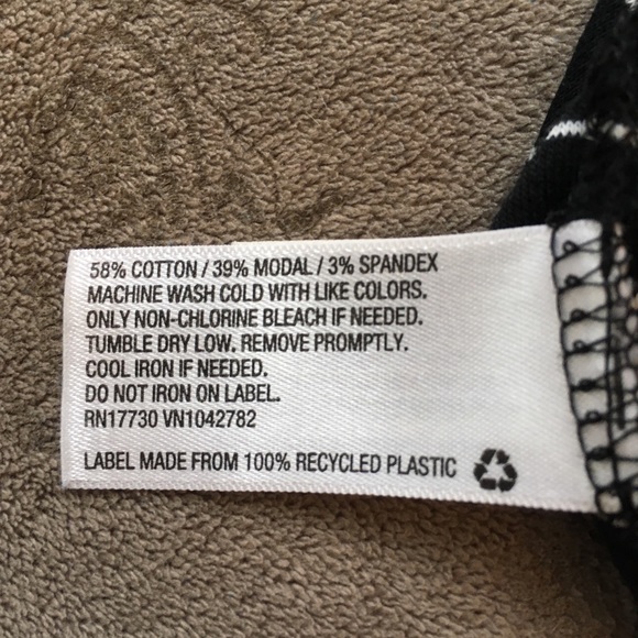 💕Navy & White Striped 3/4 Turtleneck Top - Picture 6 of 7